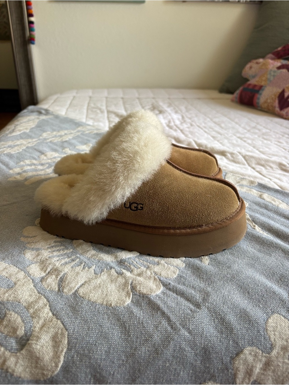 UGG Women’s Disquette Platform Slippers in color Chestnut